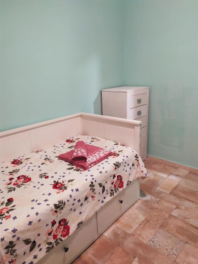 Apartment 1 Floor *